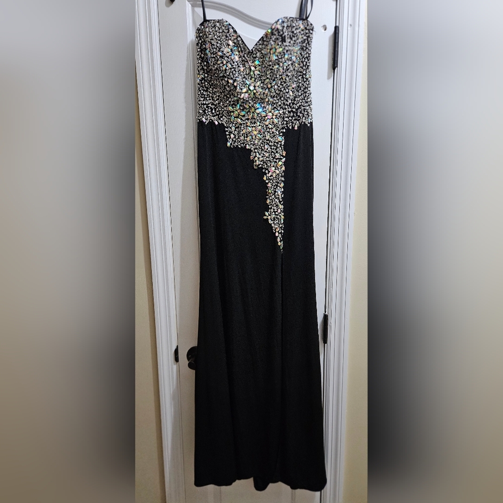Elegant Black and Silver Evening Gown